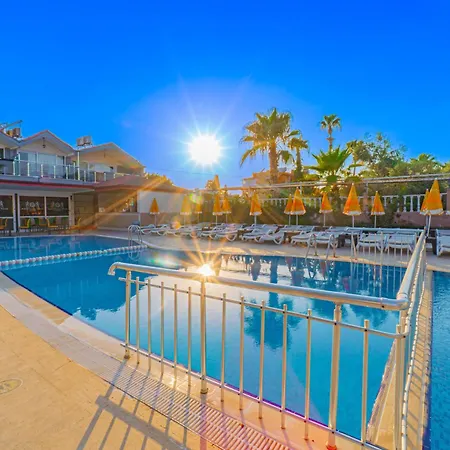 Sayanora Otel 3*