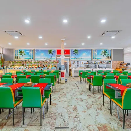 Otel Sayanora 3*