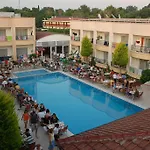 Sayanora Hotel 3*