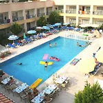 Sayanora Hotel 3*