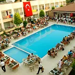Hotel Sayanora