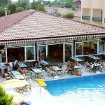Sayanora Hotel Side
