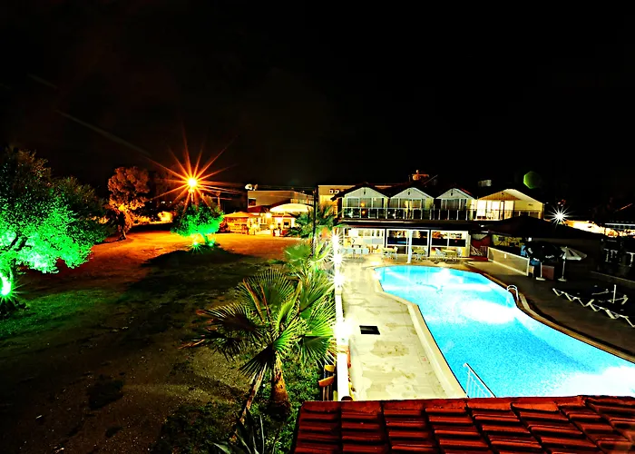 Szálloda Sayanora Side